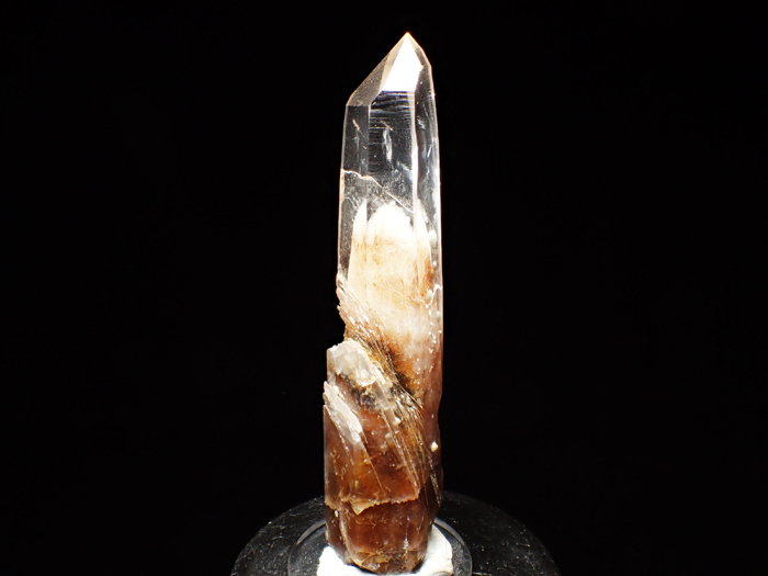 大分県尾平鉱山産 水晶、クーク石＆透閃石 ＜まりも水晶＞ (Quartz 