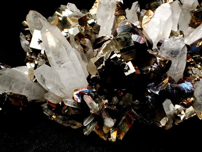 青森県尾太鉱山産 水晶、黄銅鉱＆黄鉄鉱 (Quartz, Chalcopyrite & Pyrite / Japan)-photo8