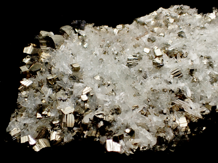 青森県尾太鉱山産 水晶、黄鉄鉱＆閃亜鉛鉱 (Quartz, Pyrite & Sphalerite / Japan)-photo15
