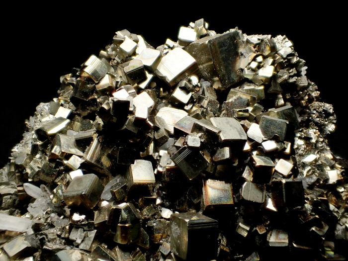 青森県尾太鉱山産 水晶、黄鉄鉱＆黄銅鉱 (Quartz, Pyrite & Chalcopyrite / Japan)-photo8