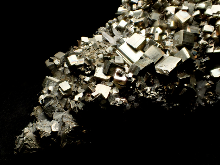 青森県尾太鉱山産 水晶、黄鉄鉱＆黄銅鉱 (Quartz, Pyrite & Chalcopyrite / Japan)-photo13