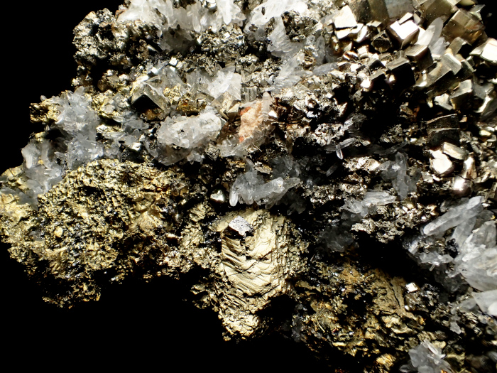青森県尾太鉱山産 水晶、黄鉄鉱＆黄銅鉱 (Quartz, Pyrite & Chalcopyrite / Japan)-photo17