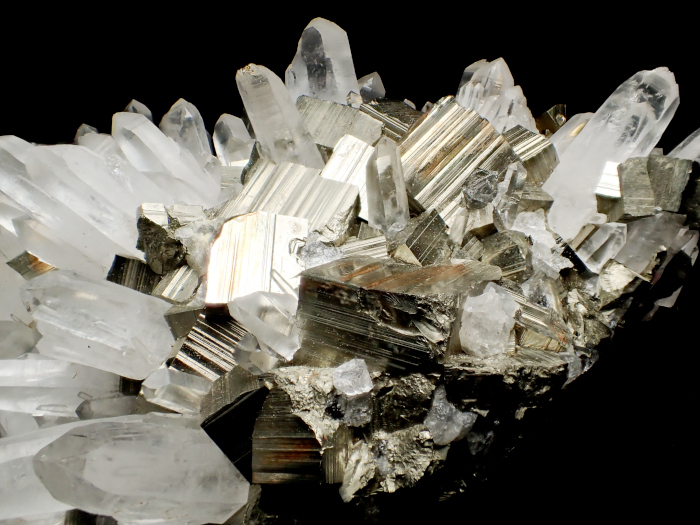 青森県尾太鉱山産 水晶＆黄鉄鉱 (Quartz & Pyrite / Japan)-photo8