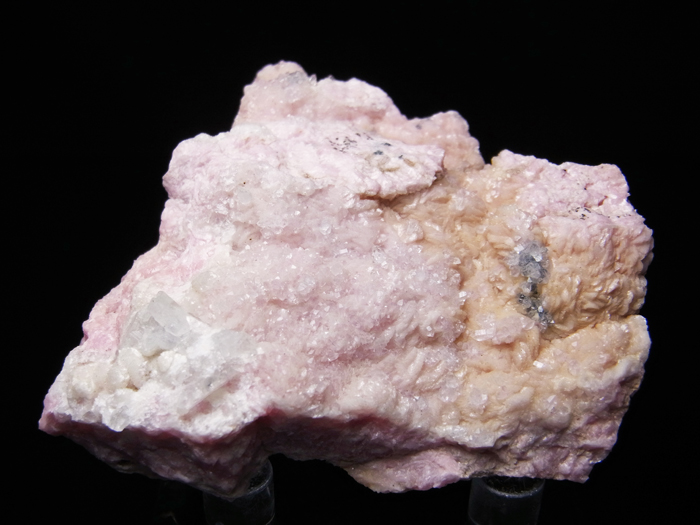 北海道稲倉石鉱山産 菱マンガン鉱＆水晶 (Rhodochrosite & Quartz