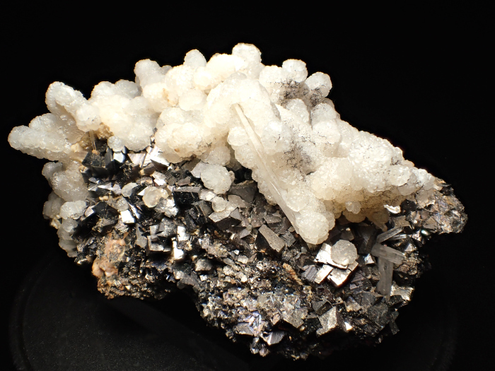 コソボ産クォーツ、カルサイト＆アーセノパイライト (Quartz, Calcite & Arsenopyrite / Kosovo)-photo1