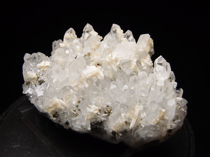 롼ޥ˥ġ륵ȡѥ饤 (Quartz, Calcite & Pyrite / Romania)-photo1