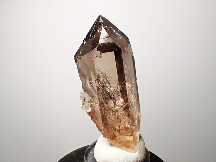 スイス産スモーキークォーツ (Smoky Quartz / Switzerland) - 鉱物標本 